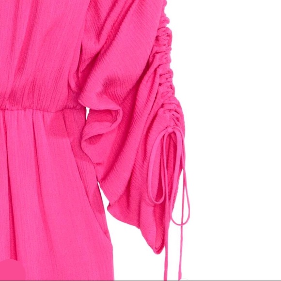 H&M PINK LONG SLEEVE ROMPER - Picture 3 of 7